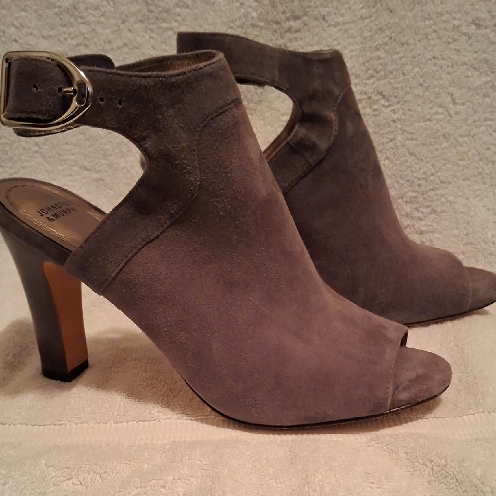 Johnston‎ & Murphy Taupe Suede Peep-Toe Ankle Booties